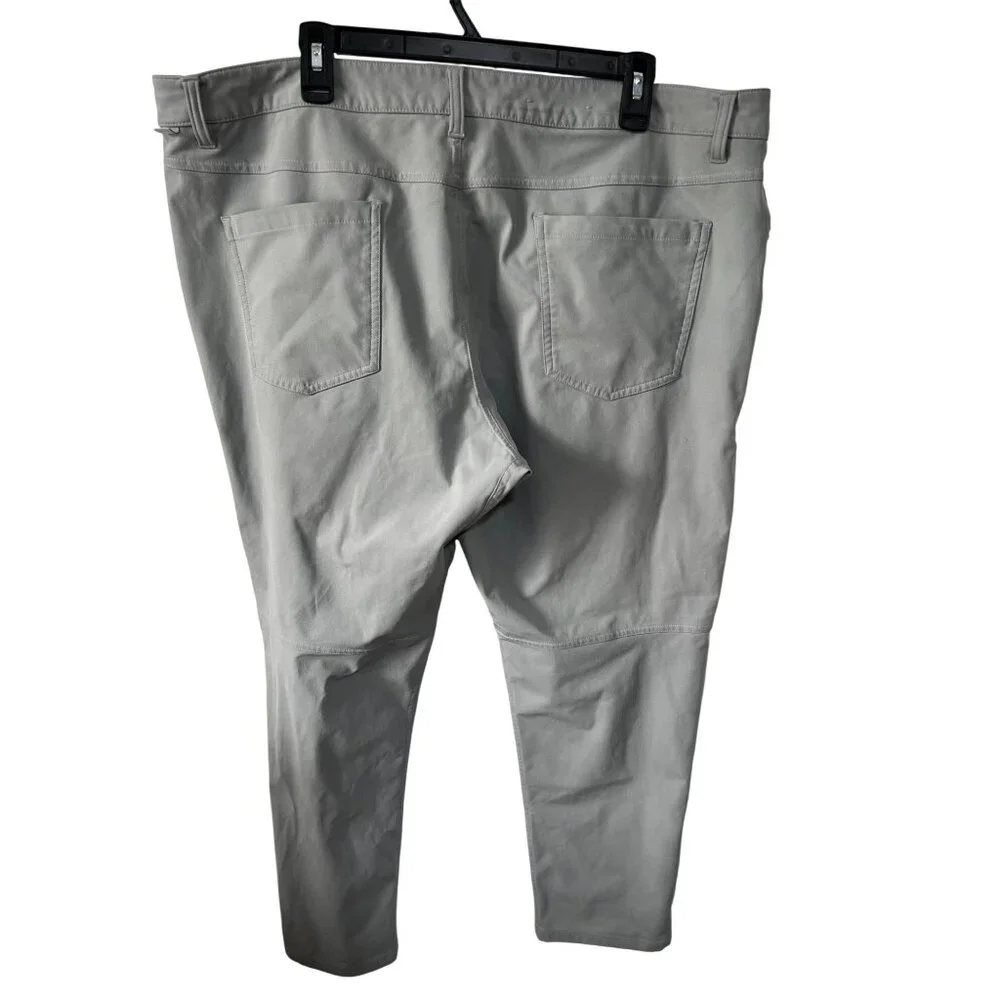 Lululemon Mens Light Gray ABC Pants Size 40 With Back & Front Pockets - Comfy